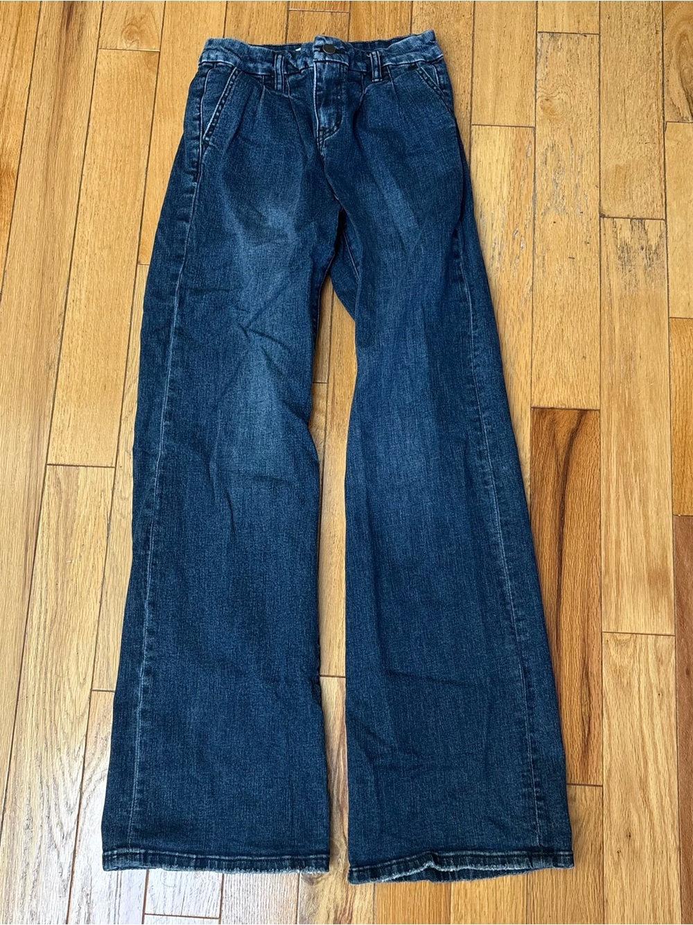 Wide-Leg Dark Blue Women's Jeans - Classic Flare Fit